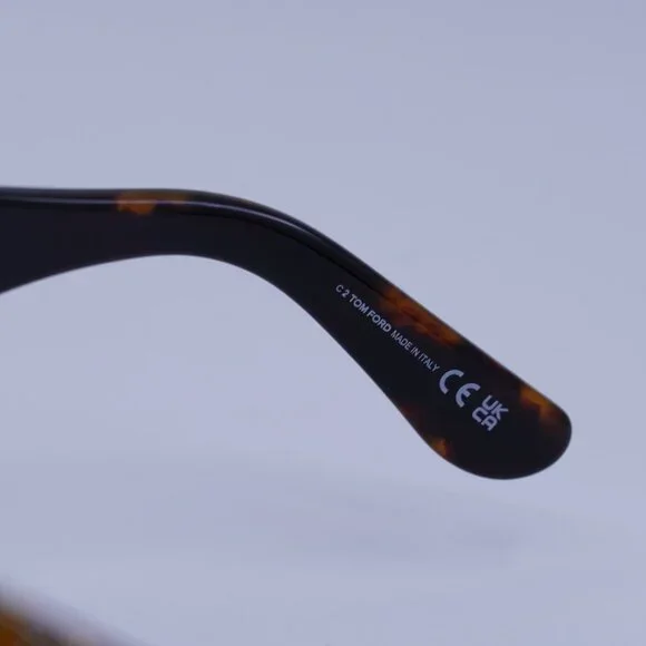 Tom Ford FT1194 52E Aurora Sunglasses Dark Havana Square  display picture 1